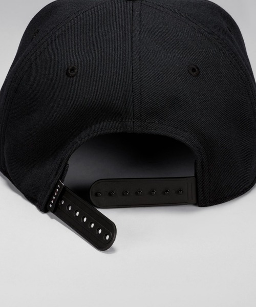 JORDAN BRAND(ジョーダンブランド)の「ジョーダン プロ アンストラクチャード フラット ビル キャップ / Jordan Pro Unstructured Flat Bill Hat<S-XL 展開>(キャップ・メンズ・ブラウン系その他2/ブラック・L/XL/S/M)」の6枚目の写真