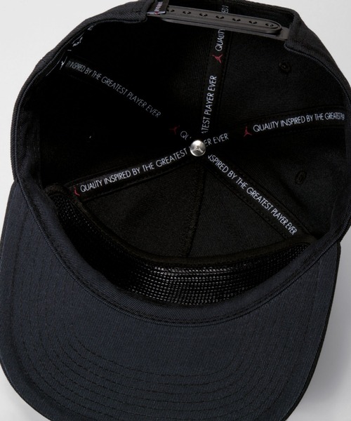 JORDAN BRAND(ジョーダンブランド)の「ジョーダン プロ アンストラクチャード フラット ビル キャップ / Jordan Pro Unstructured Flat Bill Hat<S-XL 展開>(キャップ・メンズ・ブラウン系その他2/ブラック・L/XL/S/M)」の7枚目の写真