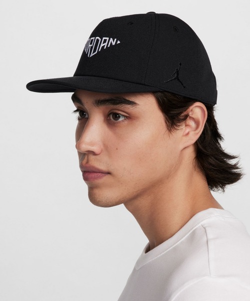 JORDAN BRAND(ジョーダンブランド)の「ジョーダン プロ アンストラクチャード フラット ビル キャップ / Jordan Pro Unstructured Flat Bill Hat<S-XL 展開>(キャップ・メンズ・ブラウン系その他2/ブラック・L/XL/S/M)」の18枚目の写真