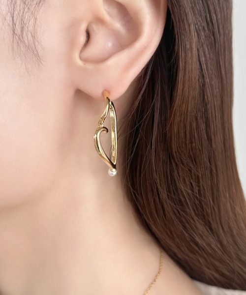 sowang（ソワン）の「ワイヤーハートデザインパールピアス-wire heart design pearl pierce-（ピアス（両耳用）・レディース・ゴールド/シルバー・FREE）」の8枚目の写真