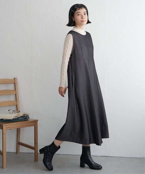 LBC(エルビーシー)の「デニムライクタックフレアワンピース(ワンピース・レディース・ブラック/ネイビー・M)」の16枚目の写真