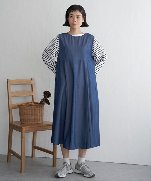 LBC(エルビーシー)の「デニムライクタックフレアワンピース(ワンピース・レディース・ブラック/ネイビー・M)」の20枚目の写真