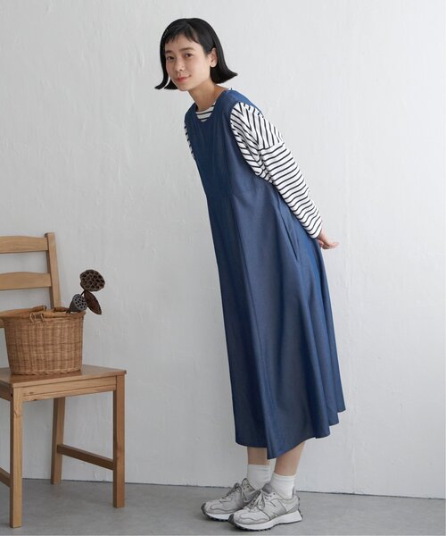 LBC(エルビーシー)の「デニムライクタックフレアワンピース(ワンピース・レディース・ブラック/ネイビー・M)」の21枚目の写真