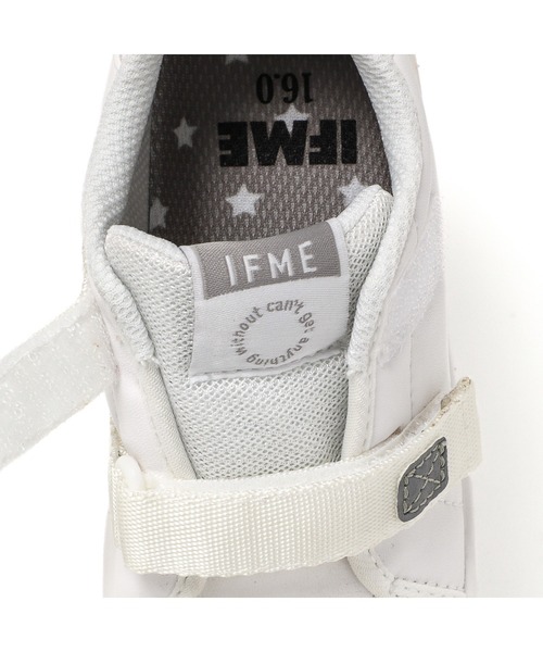 IFME(イフミー)の「KIDS|IFME ダブルベルトコートタイプスニーカー(スニーカー・キッズ・ホワイト/ブラック・15.0cm/15.5cm/16.0cm/16.5cm/17.0cm/17.5cm/18.0cm/18.5cm/19.0cm/19.5cm/20.0cm/20.5cm/21.0cm)」の16枚目の写真