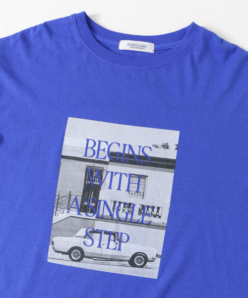 URBAN RESEARCH Sonny Label（アーバンリサーチサニーレーベル）の「フォトプリントロングTシャツ（Tシャツ/カットソー・レディース・オフホワイト/ブルー/ブラック・FREE）」の19枚目の写真