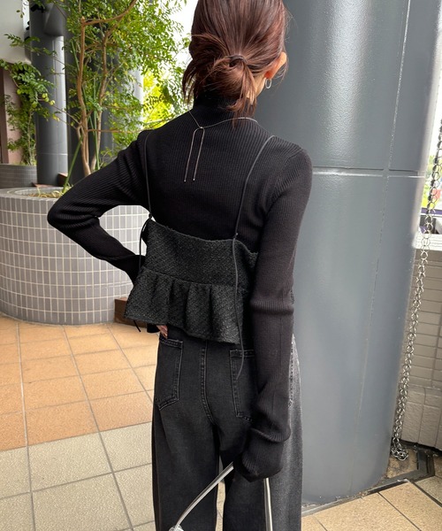 ISOOK(アイスー)の「【ISOOK / アイスー】ツイードキャミソールビスチェ / ショート丈 ペプラム ツイードトップス ZOZOTOWN限定(キャミソール・レディース・ブラック系その他/ブラック・FREE)」の13枚目の写真
