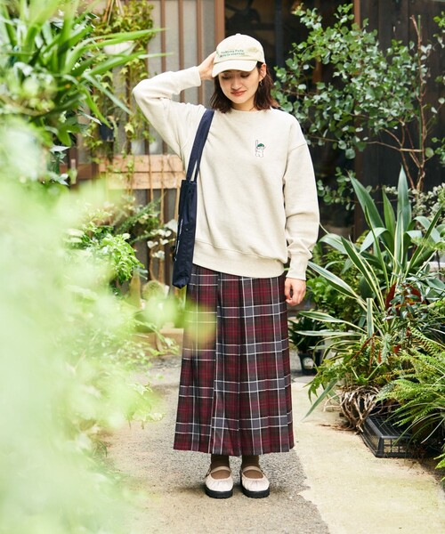 FREAK'S STORE(フリークスストア)の「tombonia × FREAK'S STORE/トムボニア tombonia ワンポイントクルースウェット(スウェット・レディース・チャコール/ピンク/ナチュラル・フリ-)」の7枚目の写真