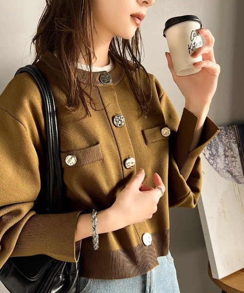 classicalelf（クラシカルエルフ）の「洗練された大人エレガンス。軽量短丈袖スリットボタンニットカーディガン（カーディガン/ボレロ・レディース・ブラック/グレイッシュベージュ/アイボリー/ブラウン・LARGE/MEDIUM/SMALL/X-LARGE）」の16枚目の写真