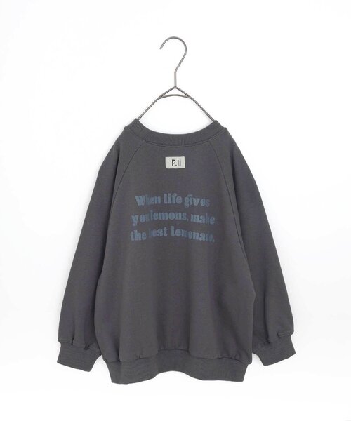p.premier（ピードットプルミエ）の「イロチ買いしたいオーバーサイズロゴトレーナー（スウェット・キッズ・チャコール/ブラウン/ピンク/ブルー/オフホワイト・80/90/100/110/120/130/140）」の12枚目の写真