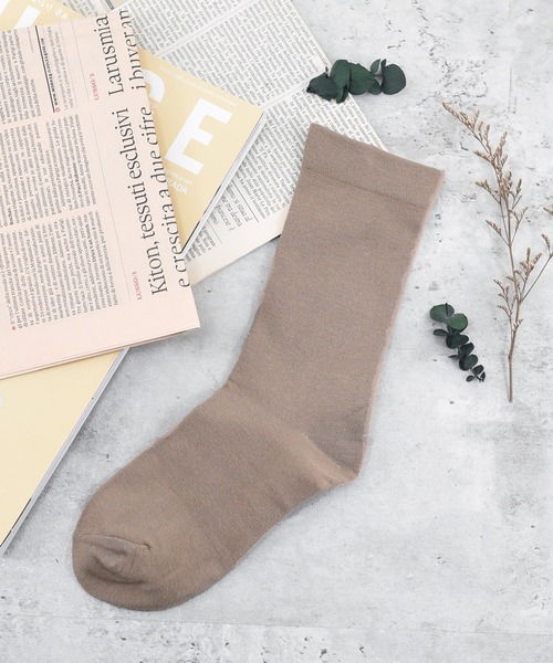 styiro（スタイロ）の「【ZOZO限定35色展開】春夏秋冬選べるカラーソックス（ソックス/靴下・レディース・ホワイト系3/ブラウン系3/グリーン系1/グリーン系3/ブルー系2/ブルー系4/パープル系2/イエロー系2/ホワイト系1/ホワイト系2/ブラック/ブラウン系1/ブラウン系2/パープル系3/パープル系4/パープル系5/モカ/ベージュ/グリーン系4/グリーン系5/ブルー系1/イエロー系1/ピンク系1/ピンク系2/ピンク系3/ピンク系4/オレンジ/ダークブラウン/グリーン系2/ブルー系3/ブルー系5/パープル系1/イエロー系3/ピンク系5/イエロー系4・FREE）」の9枚目の写真