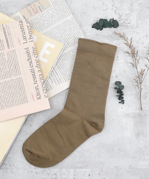 styiro（スタイロ）の「【ZOZO限定35色展開】春夏秋冬選べるカラーソックス（ソックス/靴下・レディース・ホワイト系3/ブラウン系3/グリーン系1/グリーン系3/ブルー系2/ブルー系4/パープル系2/イエロー系2/ホワイト系1/ホワイト系2/ブラック/ブラウン系1/ブラウン系2/パープル系3/パープル系4/パープル系5/モカ/ベージュ/グリーン系4/グリーン系5/ブルー系1/イエロー系1/ピンク系1/ピンク系2/ピンク系3/ピンク系4/オレンジ/ダークブラウン/グリーン系2/ブルー系3/ブルー系5/パープル系1/イエロー系3/ピンク系5/イエロー系4・FREE）」の10枚目の写真