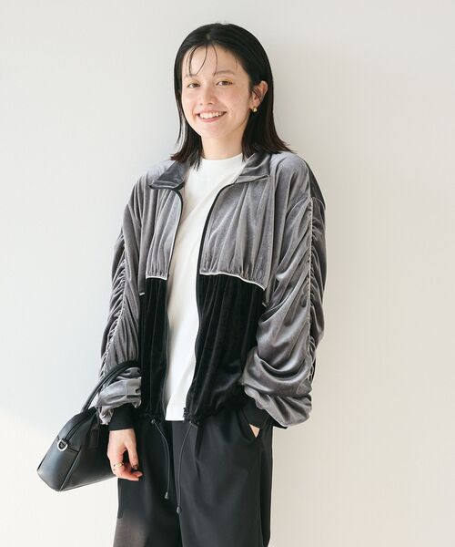 CRAFT STANDARD BOUTIQUE(クラフトスタンダードブティック)の「ベロアパイピングデザインジャケット(その他アウター・レディース・ブラック/グレー・FREE)」の3枚目の写真