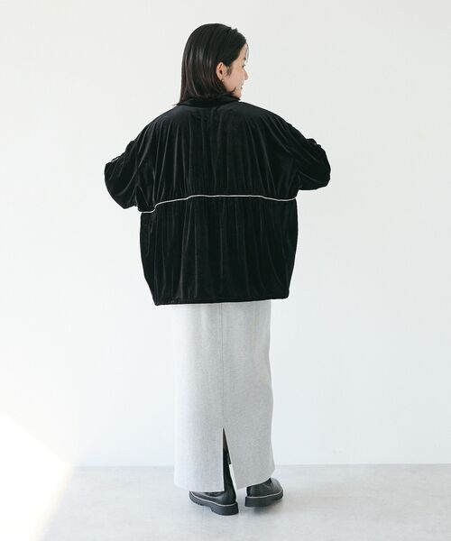 CRAFT STANDARD BOUTIQUE(クラフトスタンダードブティック)の「ベロアパイピングデザインジャケット(その他アウター・レディース・ブラック/グレー・FREE)」の11枚目の写真