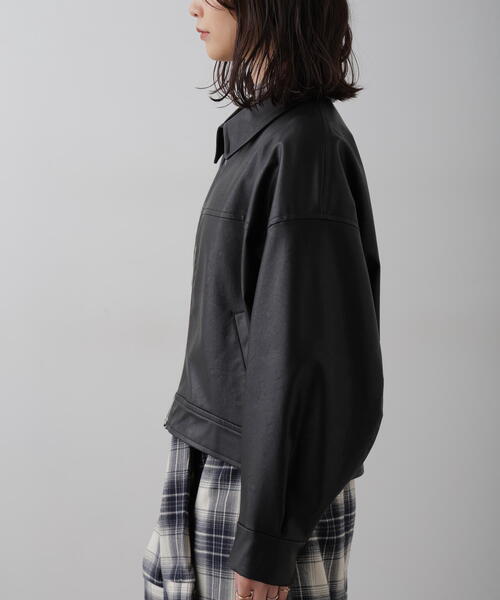 FREE'S MART（フリーズマート）の「◆合皮ジップアップブルゾン（ライダースジャケット・レディース・ブラック/ブラウン・MEDIUM/SMALL）」の12枚目の写真