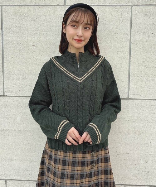 F i.n.t(フィント)の「レイヤード風ハーフジップケーブルニットプルオーバー/fint(ニット/セーター・レディース・グリーン/ベージュ/アイボリー・FREE)」の3枚目の写真