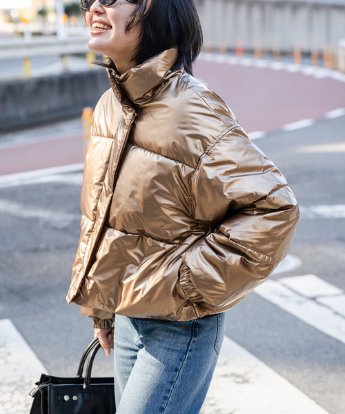 VENCEEXCHANGE（ヴァンスエクスチェンジ）の「メタリック中綿ショートジャケット（ダウンジャケット/コート・レディース・シルバー系/クリーム・FREE）」の7枚目の写真