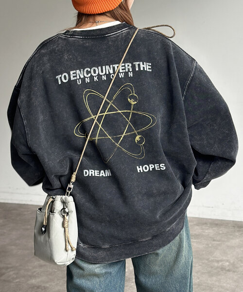 CPCM（シーピーシーエム）の「パウダー加工裏起毛スウェット（Tシャツ/カットソー・メンズ・グレー系その他2/ブラック系その他2/グレー系その他/ブラック/グレー/ブラック系その他・MEDIUM/LARGE）」の12枚目の写真