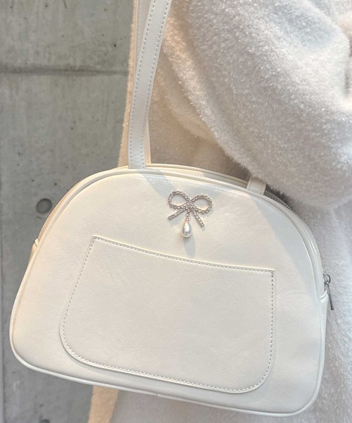 couture BY ROJITA（クチュールバイロジータ）の「ビジュリボンボストンバッグ（ボストンバッグ・レディース・レッド/アイボリー/ブラック・FREE）」の5枚目の写真