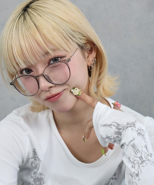 BARELY BLUE（ベアリーブルー）の「【 BARELY BLUE / ベアリーブルー 】 クリア レンズ 伊達メガネ（メガネ・レディース・ブラック/シルバー/クリア/ブラウン・FREE）」の20枚目の写真