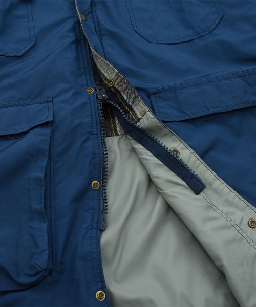 WOOLRICH(ウールリッチ)の「【ヴィンテージ古着】70-80’s Woolrich マウンテンジャケット USA製(マウンテンパーカー・メンズ・ブルー・X-LARGE)」の4枚目の写真