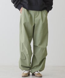 パラシュートパンツ
