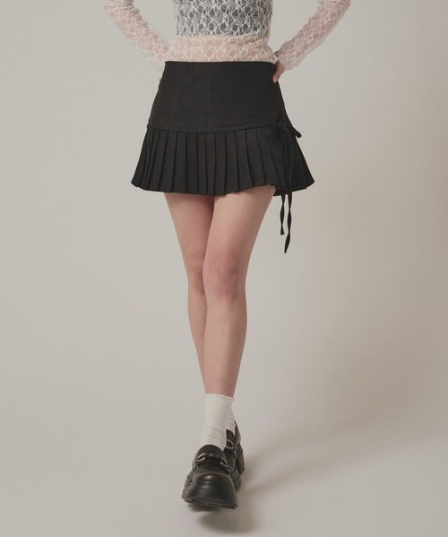 BLANK (ブランク)の「▲Waist Switching Pleats Mini Skirt/ウエスト切り替えプリーツミニスカート(スカート・レディース・グレー/ブラック・FREE)」の2枚目の写真