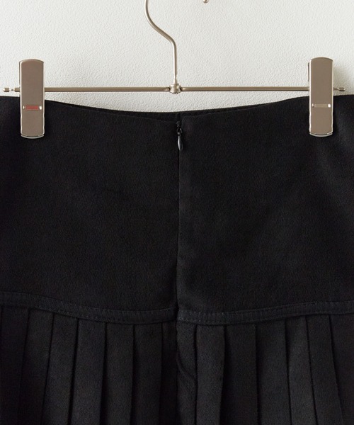 BLANK (ブランク)の「▲Waist Switching Pleats Mini Skirt/ウエスト切り替えプリーツミニスカート(スカート・レディース・グレー/ブラック・FREE)」の21枚目の写真