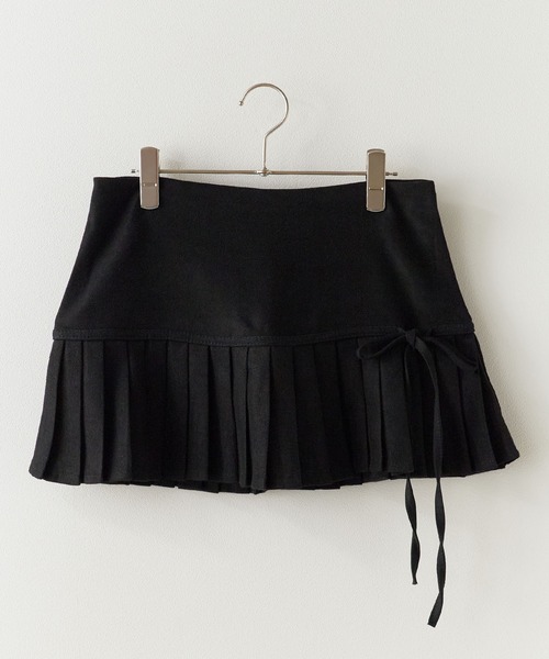 BLANK (ブランク)の「▲Waist Switching Pleats Mini Skirt/ウエスト切り替えプリーツミニスカート(スカート・レディース・グレー/ブラック・FREE)」の3枚目の写真