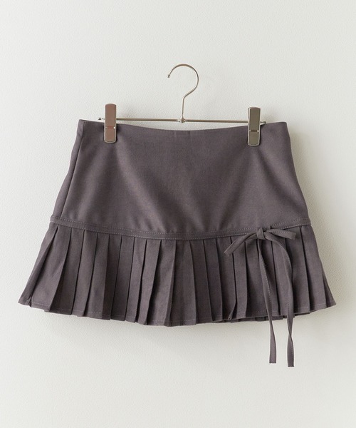 BLANK (ブランク)の「▲Waist Switching Pleats Mini Skirt/ウエスト切り替えプリーツミニスカート(スカート・レディース・グレー/ブラック・FREE)」の12枚目の写真