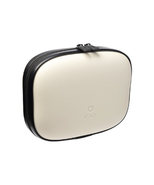 iFace(アイフェイス)の「iFace First Class KUSUMI マルチポーチ ガジェットポーチ(ポーチ・レディース・ブラック/アイボリー/グレイッシュブルー・FREE)」の2枚目の写真