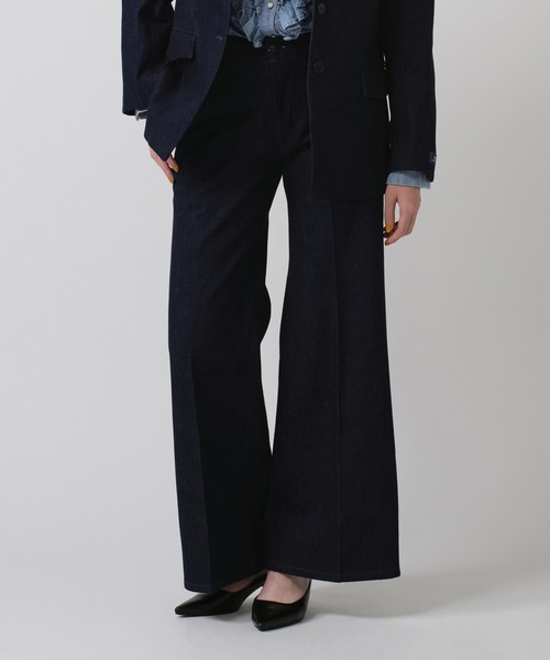 Levi's(リーバイス)の「Levi's/リーバイス BLUETAB(TM) STEM フレアトラウザーパンツ ダークインディゴ(デニムパンツ・レディース・インディゴブルー・27inch/28inch/25inch/23inch/26inch/24inch)」の5枚目の写真