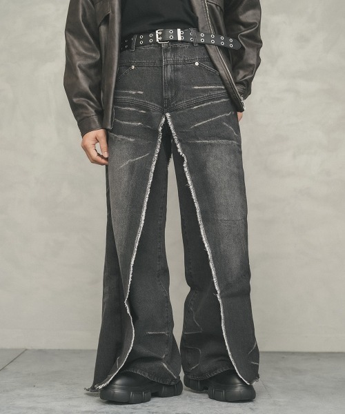 Shoowtime(ショウタイム)の「Vintage Wash Fringe Flap Drape Wide Straight Denim Pants / ビンテージウォッシュフリンジフラップドレープワイドストレートデニムパンツ(デニムパンツ・メンズ・ブルー系/ブラック系・X-LARGE/LARGE/MEDIUM)」の15枚目の写真