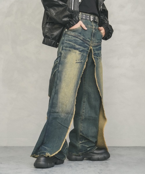 Shoowtime(ショウタイム)の「Vintage Wash Fringe Flap Drape Wide Straight Denim Pants / ビンテージウォッシュフリンジフラップドレープワイドストレートデニムパンツ(デニムパンツ・メンズ・ブルー系/ブラック系・X-LARGE/LARGE/MEDIUM)」の14枚目の写真