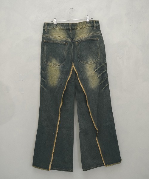 Shoowtime(ショウタイム)の「Vintage Wash Fringe Flap Drape Wide Straight Denim Pants / ビンテージウォッシュフリンジフラップドレープワイドストレートデニムパンツ(デニムパンツ・メンズ・ブルー系/ブラック系・X-LARGE/LARGE/MEDIUM)」の8枚目の写真