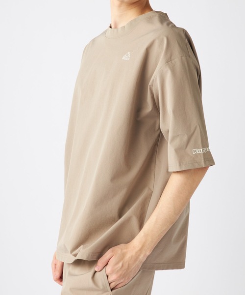 Kappa(カッパ)の「【水陸両用】ナイロントップス (ユニセックス)(Tシャツ/カットソー・レディース・サンドベージュ/ブラック・MEDIUM/LARGE/X-LARGE/XX-LARGE)」の3枚目の写真