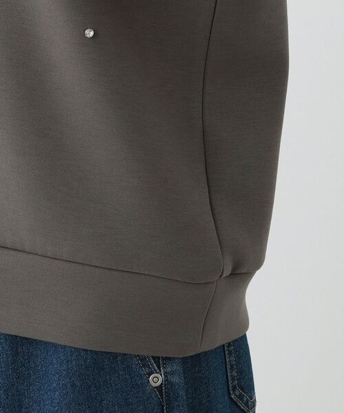 DRESKIP(ドレスキップ)の「【S-LL】もちさら ビジュー付きトップス(Tシャツ/カットソー・レディース・ライトベージュ/オフホワイト/チャコールグレー・04/03/02/01)」の7枚目の写真