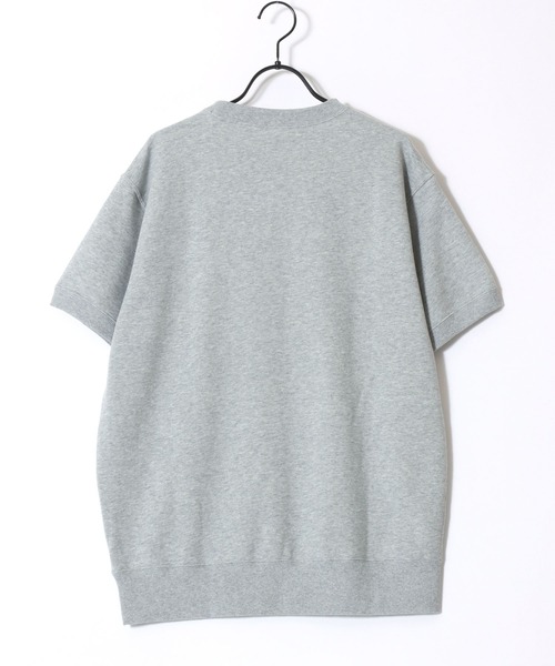 Champion(チャンピオン)の「Champion/チャンピオン コットンUSA 裏毛 カレッジロゴプリント ワンポイント刺繍 半袖スウェット トレーナー/レディース メンズ(スウェット・メンズ・スミクロ/グレー/オートミール/ネイビー/ベージュ系その他/ブルー系その他/ブラック系その他/グレー系その他・L/M/XL)」の18枚目の写真