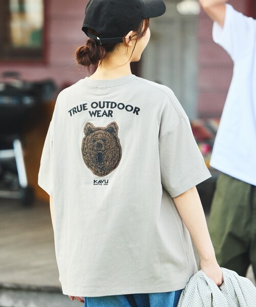 FREAK'S STORE(フリークスストア)の「限定展開 KAVU×FREAK'S STORE/カブ― 別注 アニマル刺繍ワッペン クルーネック Tシャツ(Tシャツ/カットソー・メンズ・スミクロ/ホワイト系その他2/ブラック/ホワイト系その他/ホワイト/グレイッシュベージュ・SMALL/MEDIUM/LARGE)」の11枚目の写真