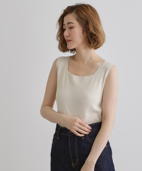 grove（グローブ）の「【ラフにもキレイにも、着回し力◎】2WAYスクエアニットタンク（タンクトップ・レディース・ブラウン系その他/オフホワイト/チャコールグレー・02/03/01/04/05）」の2枚目の写真