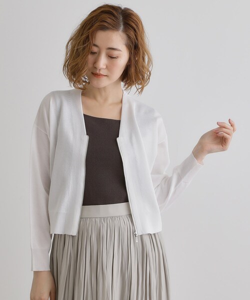 grove（グローブ）の「【ラフにもキレイにも、着回し力◎】2WAYスクエアニットタンク（タンクトップ・レディース・ブラウン系その他/オフホワイト/チャコールグレー・02/03/01/04/05）」の18枚目の写真