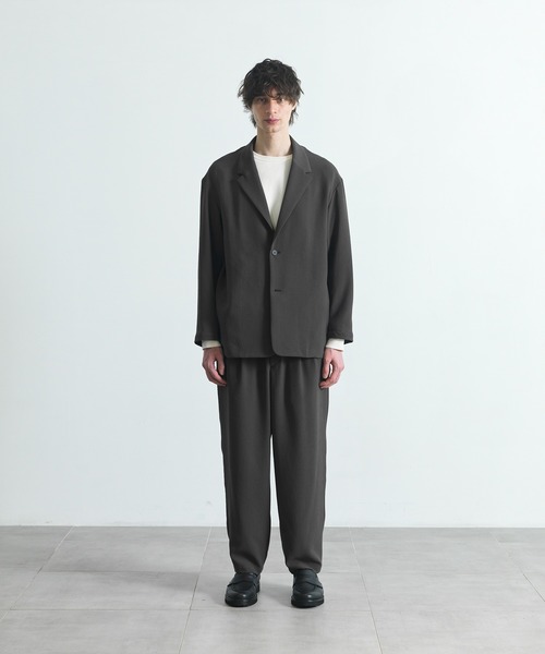 CITY TOKYO（シティトウキョウ）の「Multi-flex ワイドテーパードパンツ（スラックス・メンズ・ダークブラウン/ブラック・1/2）」の3枚目の写真