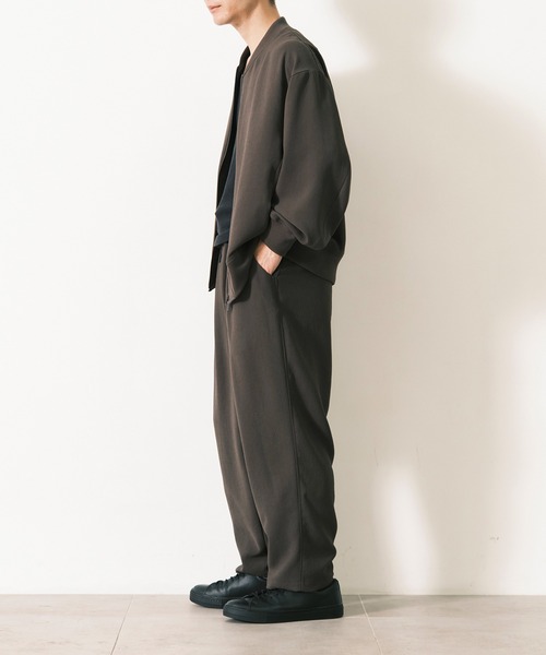 CITY TOKYO（シティトウキョウ）の「Multi-flex ワイドテーパードパンツ（スラックス・メンズ・ダークブラウン/ブラック・1/2）」の16枚目の写真