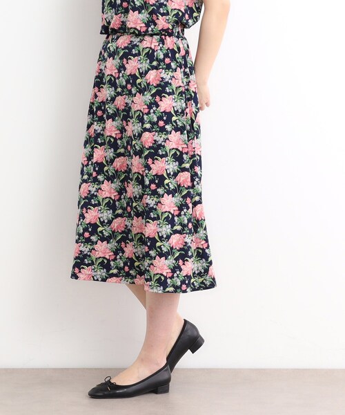 LAURA ASHLEY(ローラアシュレイ)の「【洗える/ジャージ素材/同柄アイテムあり】シャーボーン柄スカート(スカート・レディース・ネイビー系/パープル系5・38/40)」の15枚目の写真