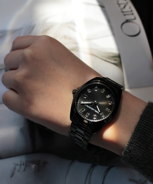 KARL LAGERFELD(カールラガーフェルド)の「「KARL LAGERFELD/カール・ラガーフェルド」ラウンド エッセンシャル - ブラック サンレイ クリスタルストーン ダイヤル ブラック ブレスレット(アナログ腕時計・レディース・ブラック・FREE)」の8枚目の写真