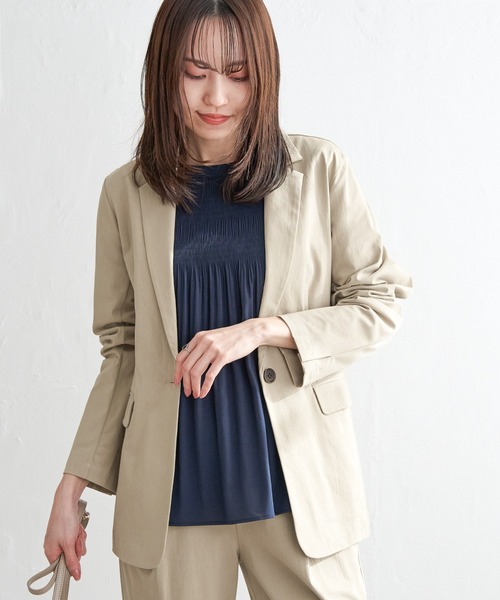 ikka（イッカ）の「【セットアップ対応】GOKU楽ワークテーラージャケット（テーラードジャケット・レディース・ネイビー/ベージュ・M/L/S）」の4枚目の写真