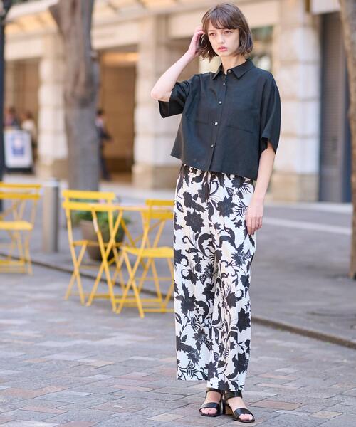 DRESSTERIOR(ドレステリア)の「【トレンド/清涼感】ハーフスリーブクロップドシャツ(シャツ/ブラウス・レディース・ナチュラル/ブラック・34/36/38)」の16枚目の写真