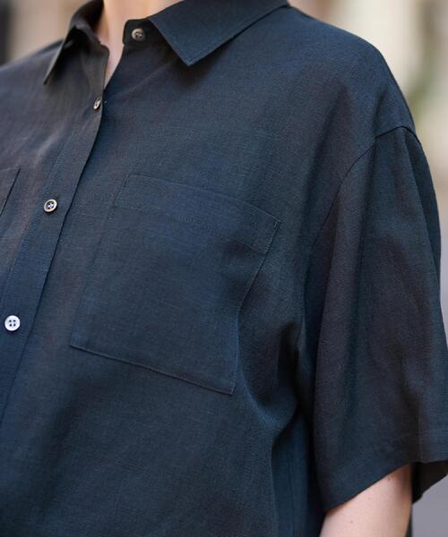 DRESSTERIOR(ドレステリア)の「【トレンド/清涼感】ハーフスリーブクロップドシャツ(シャツ/ブラウス・レディース・ナチュラル/ブラック・34/36/38)」の21枚目の写真