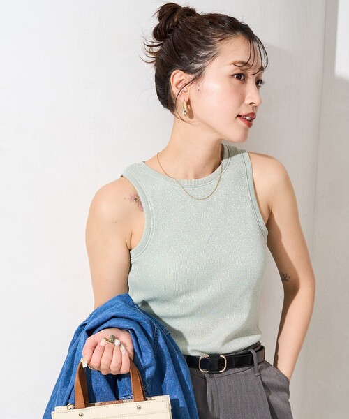 FREAK'S STORE(フリークスストア)の「限定展開 カップ付き ラメ テレコ アメスリ タンク(タンクトップ・レディース・ブルーグリーン/イエロー/ライトベージュ/ブラック/チャコールグレー/オフホワイト・フリ-)」の5枚目の写真