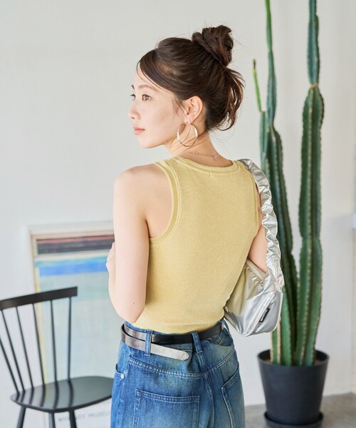 FREAK'S STORE(フリークスストア)の「限定展開 カップ付き ラメ テレコ アメスリ タンク(タンクトップ・レディース・ブルーグリーン/イエロー/ライトベージュ/ブラック/チャコールグレー/オフホワイト・フリ-)」の8枚目の写真