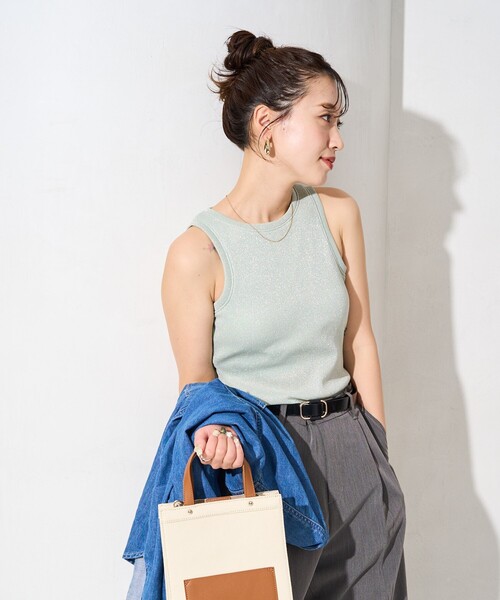 FREAK'S STORE(フリークスストア)の「限定展開 カップ付き ラメ テレコ アメスリ タンク(タンクトップ・レディース・ブルーグリーン/イエロー/ライトベージュ/ブラック/チャコールグレー/オフホワイト・フリ-)」の18枚目の写真